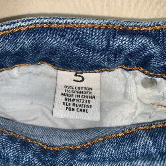 ALMOST FAMOUS Baggy Dad Jeans Women's 5 Destroyed Blown Out Ripped Blue Denim - Picture 7 of 8